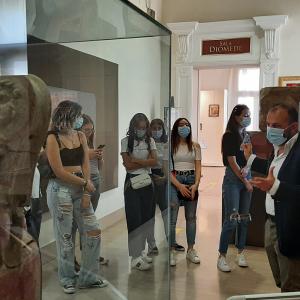  Dipartimento di Studi Umanistici. Lettere, Beni Culturali, Scienze della Formazione Dipartimento di Studi Umanistici. Lettere, Beni Culturali, Scienze della Formazione La Notte dei Ricercatori e i laboratori del Distum