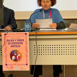 Mujer y poder en contextos hostiles - Fotogallery
