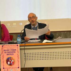 Mujer y poder en contextos hostiles - Fotogallery