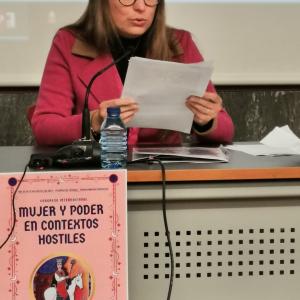 Mujer y poder en contextos hostiles - Fotogallery